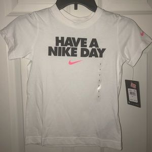 Nike T-shirt